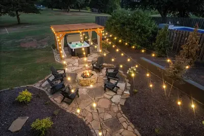 Image de Fairway & Finch: On The Course > Bike In/Out > Hot Tub