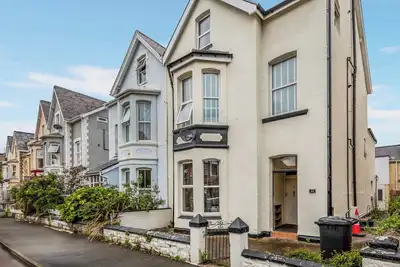 Image de 2 chambres à coucher à Llandudno