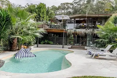 Image de Heated magnesium pool, 5 min walk to beach