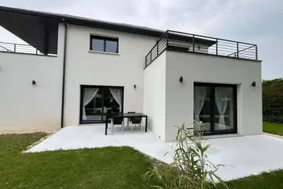 Image de \"Villa Lom\" : à 800m de la plage