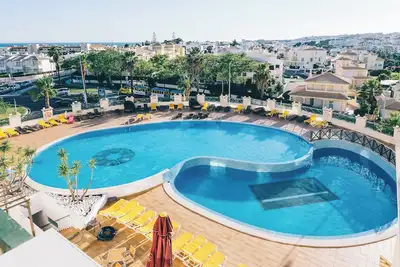 Image de Great Algarve Stay! 3 Family-friendly Units, Indoor & Outdoor Pool, Free Parking
