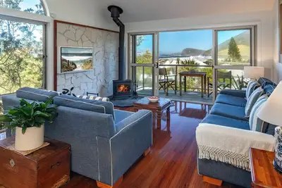 Image de Headlands At Blueys Beach