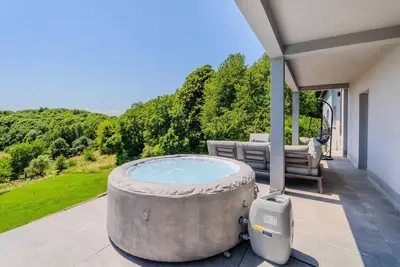 Image de Belle maison à Paljugi avec sauna