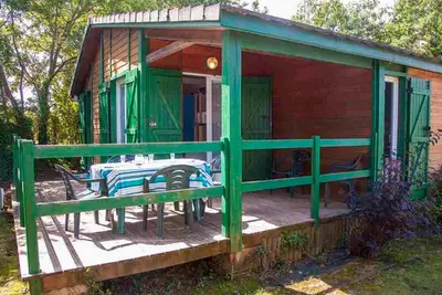 Image de Chalet pour 6 personnes avec Terrasse à Naucelle