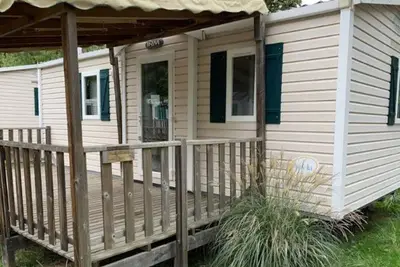 Image de Mobil-home 5 pers avec terrasse à Argences-en-Aubrac