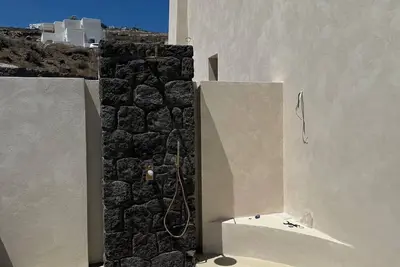 Image de Athera Luxury Villas. Brand new villas at the east side of the island!