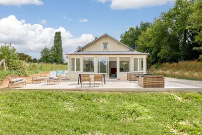 Image de Les Iris - Jacuzzi Privée
