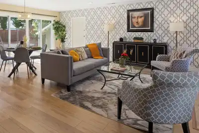 Image de Bright & Breezy Concord Getaway w/ Full Home Access