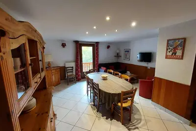 Image de 4 pièces 8 personnes exposé Sud-Est