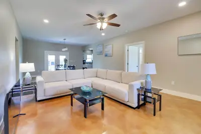 Image de Quiet Hill Country Home: 1 Mi to Lake Lbj Access!