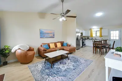 Image de Greenville Getaway: Close to Campus + Stadium!