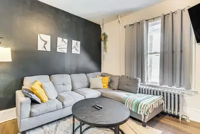 Image de 9 Mi to Shawnee Mtn! Stroudsburg Unit Near Main St