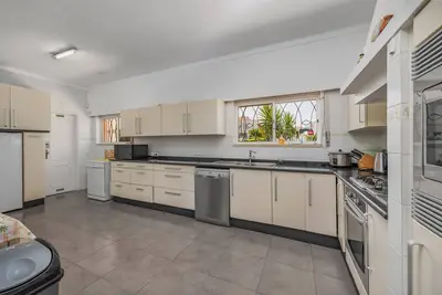 Image de “Luxury Wellness Villa for Holidays, Retreats, Celebrations & Meetings with pool