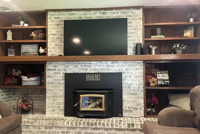Image de Charming 3-bedroom cottage in beautiful Brownsburg, In!
