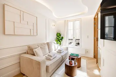 Image de 7. New suite 4 personnes- Saint Germain Notre-Dame