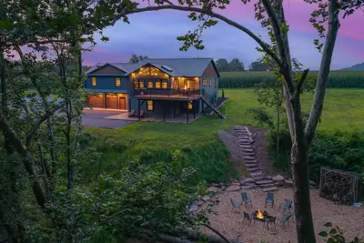 Image de The Oakdale Retreat with Pickleball Court