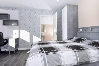 Image de Egham Exquisite Spacious Three Bedroom Apartment