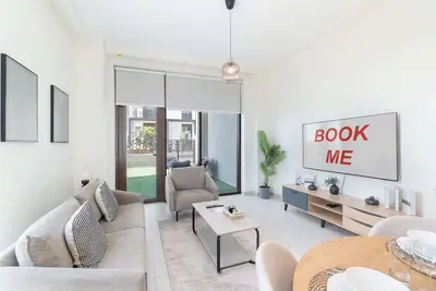 Image de Dubai Creek Harbour sleeps 4 with access to Lagoon