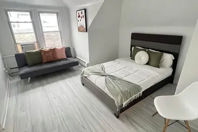 Image de Spacious 3-bedroom apartment in brilliant close to New York with balcony.