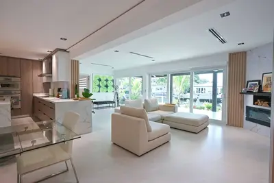 Image de Luxury Modern Waterfront 4/4 House in Pompano Beach