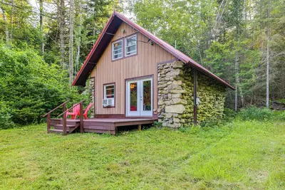Image de 10 Mi to Gore Mountain! Pet-Friendly Cabin