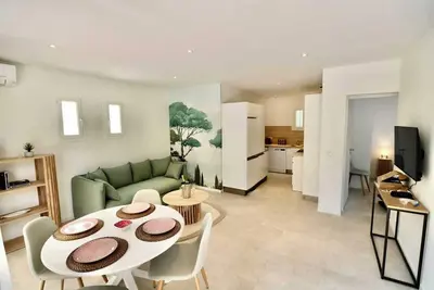 Image de Appartement lumineux - Climatisation - 2 chambres-4 personnes - Gassin