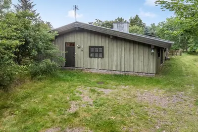 \"Arsi\" - 2km from the sea by Interhome