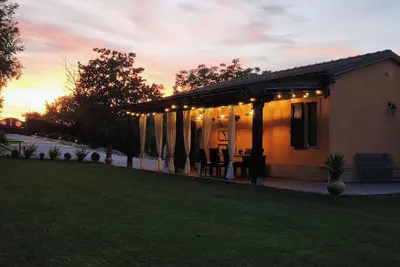 Image de A house in nature, quiet and poetic, ideal for recharging your energy.