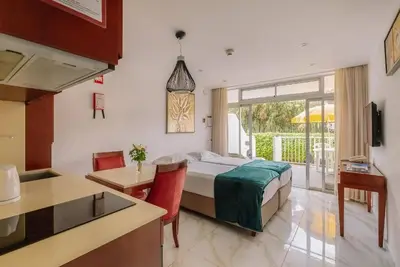 Image de Enjoy Seaside Splendor in Praia da Oura! Beach at your Doorstep | 2 Units