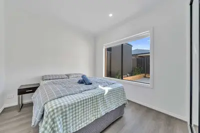 Image de Sleek Family Home Near Kallo Town Centre