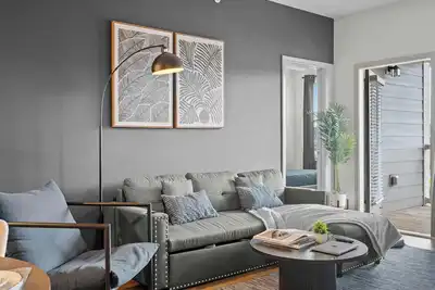 Image de 3br | King Bed | Luxe Amenities | Steele Creek