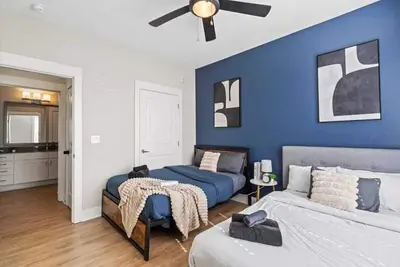 Image de Luxe 1br Suite Waverly Charlotte