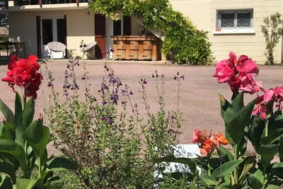 Image de Gites au calme avec jardin, terrasse, parking. . . tout pour un excellent repos!