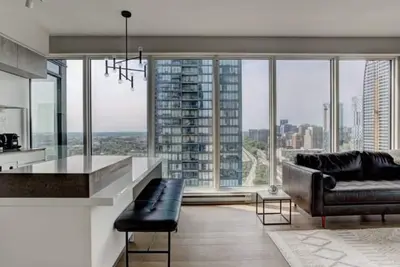 Image de Tour des Canadiens 2 | 28e étage avec vue panoramique sur la ville | 2 ch, 2 sb