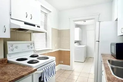 Image de Trendy 3 BedRoom Perfect for Long Stays! ! !