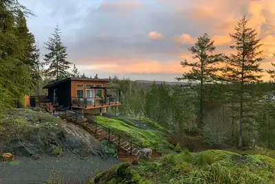 Image de Serene Forest Retreat