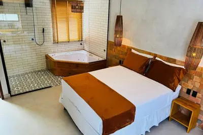 Image de Luxury loft with jacuzzi, Casinhas do morro.