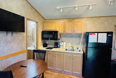 Image de Rental Cabin #305 w/ Queen bed