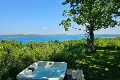 Image de Above Crystal Lake - Hot Tub and Panoramic Views
