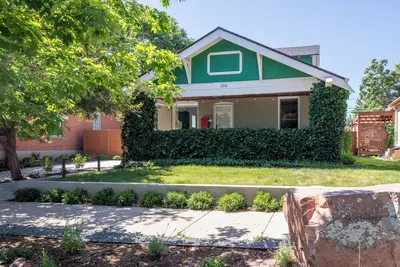 Image de Modern Bungalow 3-bedroom with Cold Plunge in West Highland, Denver