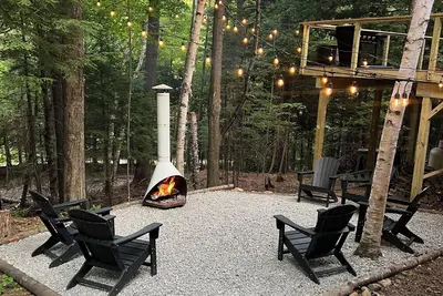 Image de Complete Privacy on 16 Acres with Mountain Views