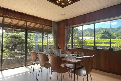 Image de A Japanese garden where you can enjoy nightly illuminations and Japandi styles.