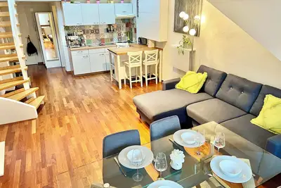 Image de Central Old Town Gem with Rare 40m² Terrace & River Views