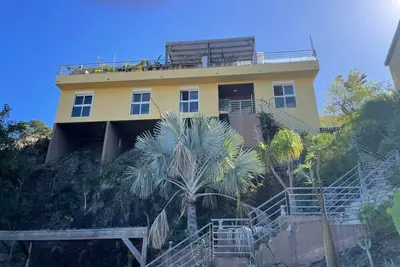 Image de Villa Falaise - 3 chambres - Jacuzzi - St Gilles les Bains