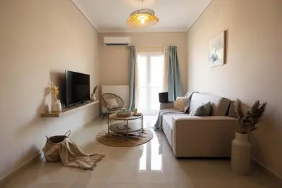 Image de Modern 2-Bedroom Apartment in Thessaloniki City Center – Sleeps 6