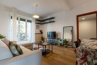 Image de Refuge Urbain avec Balcon | Métro et Naviglio