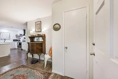 Image de ~ 7 Acres Ranch~ Fully remodeled in 2025