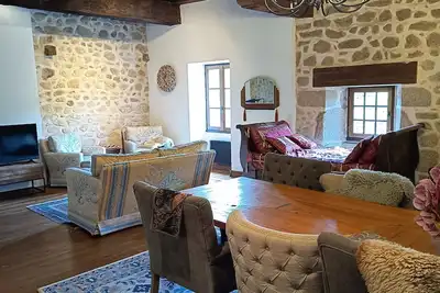 Image de Chambres d’hôtes / B&B en Dordogne – Confort, Wifi, Nature & Vélo | La Cerise