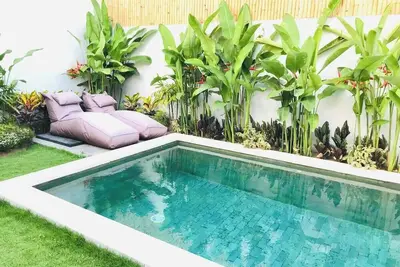 Image de 8 min to Beach New 3bd w Netflix + Pool