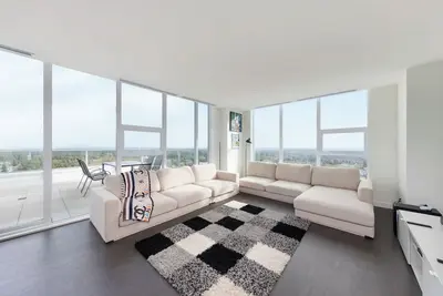 Image de Luxury Penthouse 3 Bedroom | Pool Hot Tub Gym